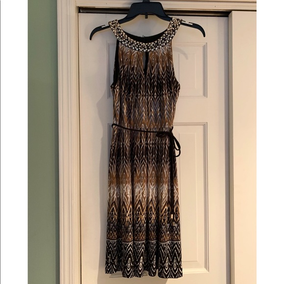 Sandra Darren Sleeveless Halter Dress - Picture 2 of 8